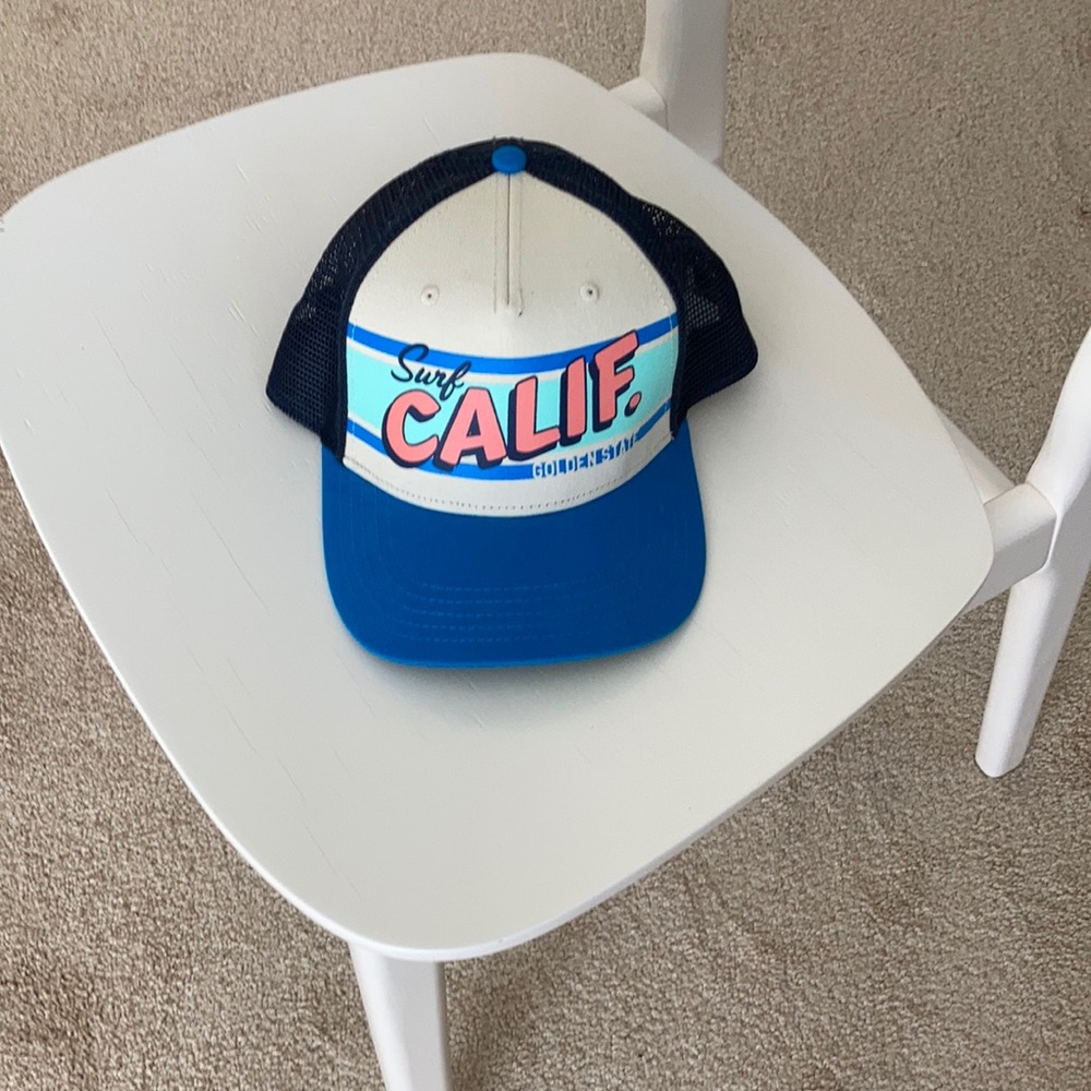 Hat - Picture 1 of 3